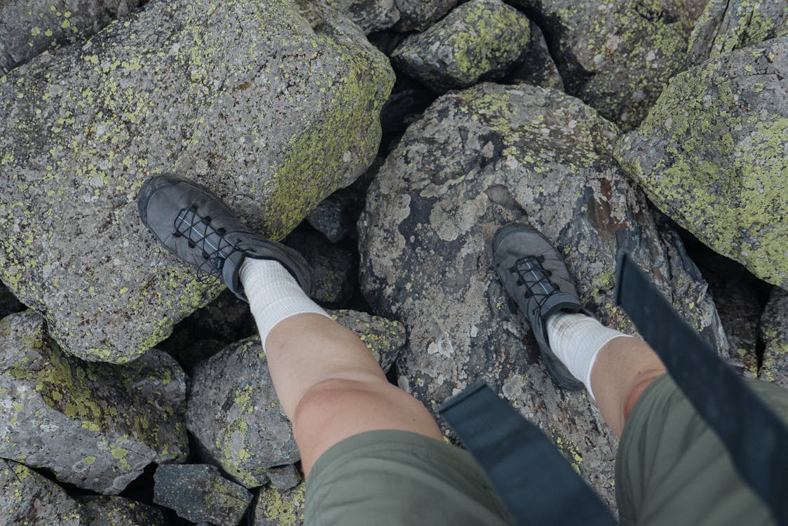 6 Best Hiking Shoes for All Types of Trails